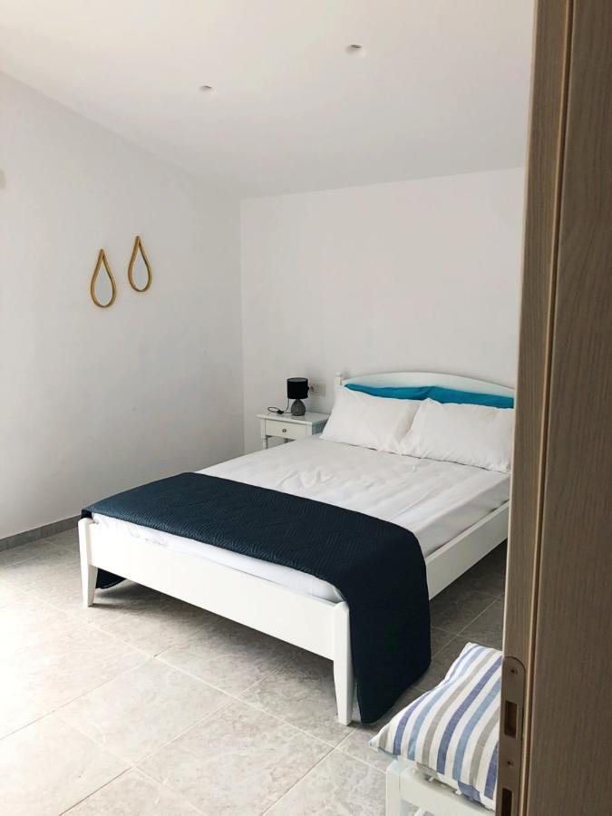 Potami Appts Apartment *