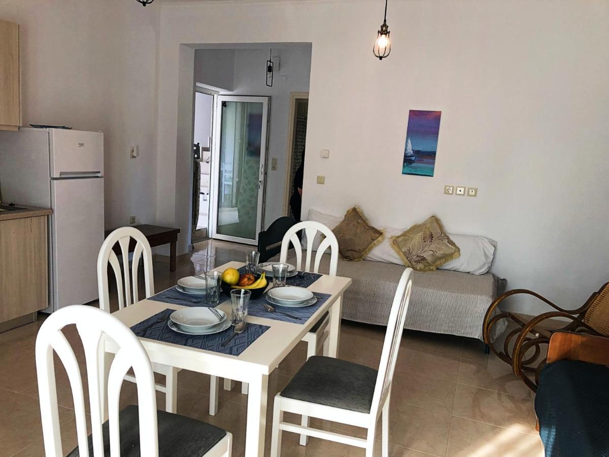 Potami Appts Apartment *